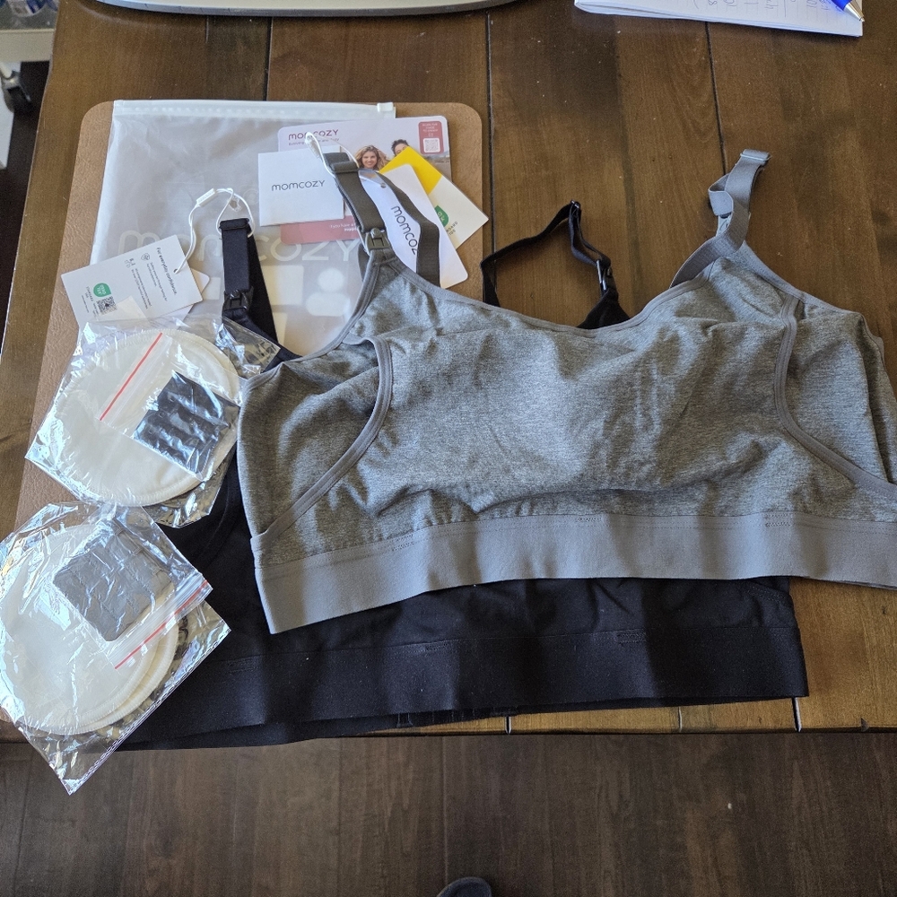 New set of 2 Momcozy Hands Free Pumping Bra XL
